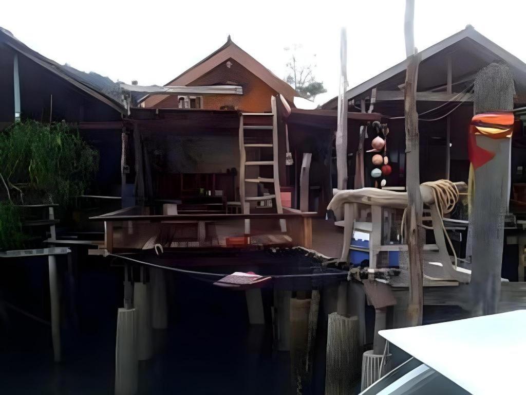 Peacock Hostel Koh Lanta Exterior photo